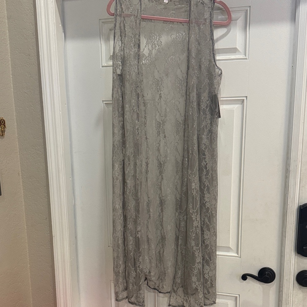 New NWT LuLaRoe Silver Gray Thin Flower Lace Cardigan Long Vest Medium